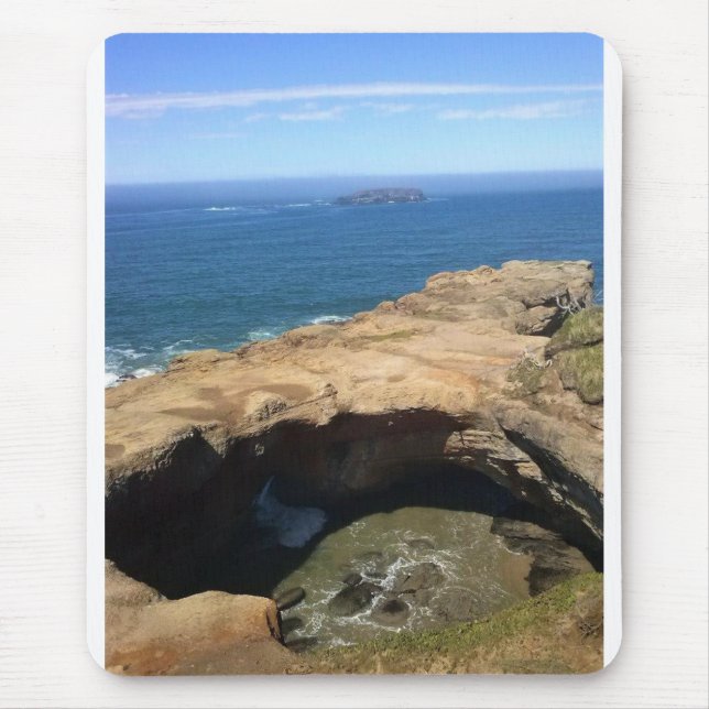Devil's Punchbowl & Otter Rock, OR Mouse Pad (Front)