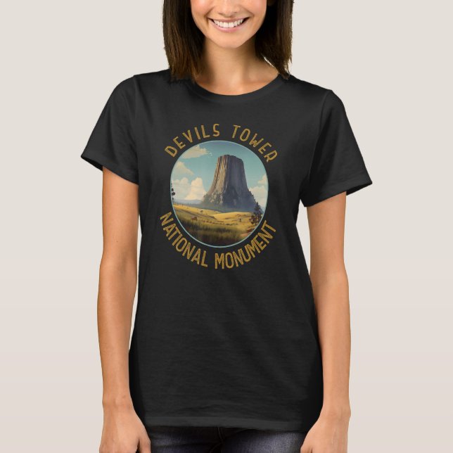 Devils Tower National Monument Distressed Circle T-Shirt (Front)