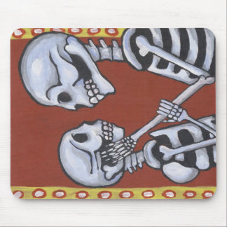 dia de los muertos skeletons in love mousepad