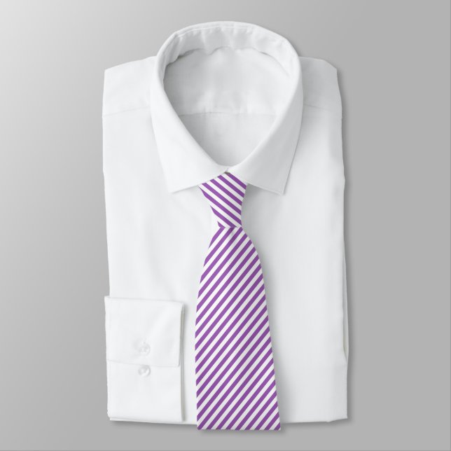 Diagonal purple and white stripes pattern tie (Tied)