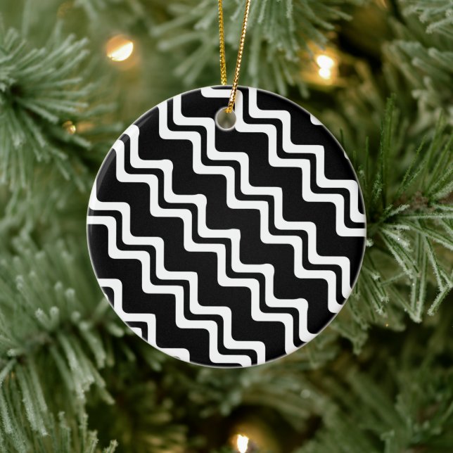 Diagonal Zig Zag Dual Coloured Line Pattern Ceramic Ornament (Tree)