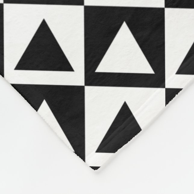 Diagonale Black&White Triangles Pattern Design Fleece Blanket (Corner)