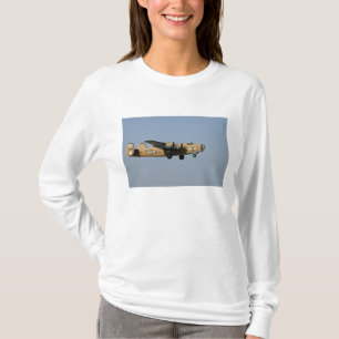 Diamond Lil B-24 Bomber, landing at Oshkosh, T-Shirt