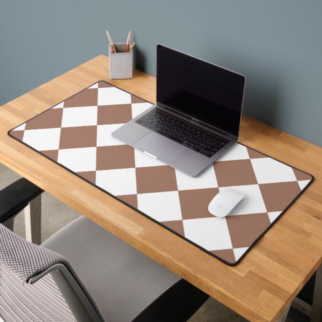 Diamond Pattern in White and Mocha Mousse Desk Mat (Office 2)