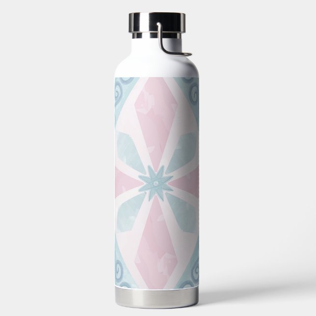diamond shaped blue pattern water bottle (Left)