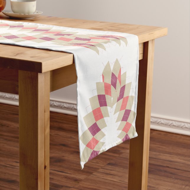 Diamond Swirl Pattern Short Table Runner (In Situ)
