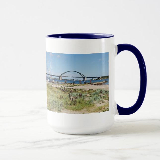 Diesel ICE on Fehmarnsundrücke Mug (Right)