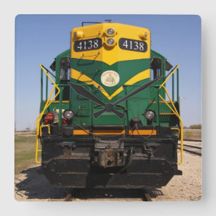 Diesel Locomotive No. 4138 Square Clock No Face