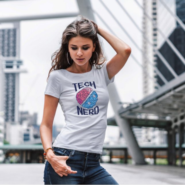 Digital Brain Technology T-Shirt (Creator Uploaded)