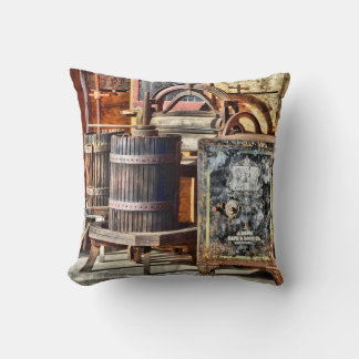 Discovering the Beauty of Western Throw Pillows