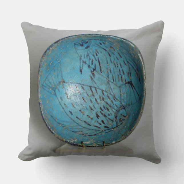 Dish decorated with fish (faience) cushion (Front)