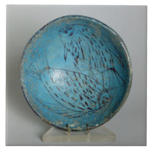 Dish decorated with fish (faience) tile
