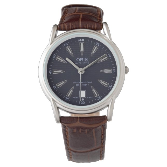 Distinctive wrist watch (Front)