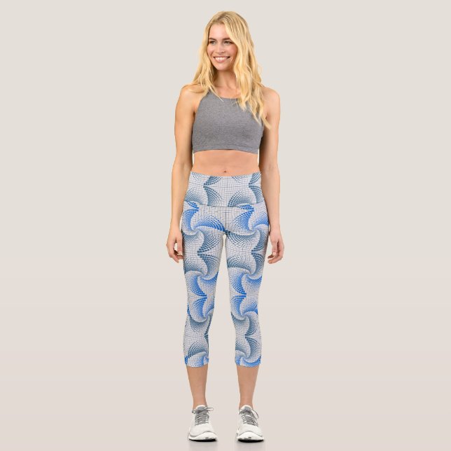 Distortion Twist pattern LGrey BG Capri Leggings (Front)