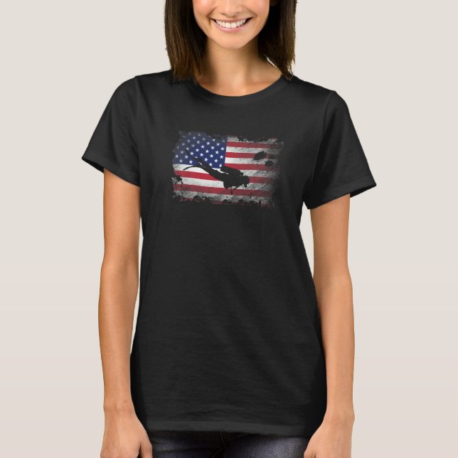 Distressed American Flag Scuba Diving Usa Patrioti T-Shirt (Front)