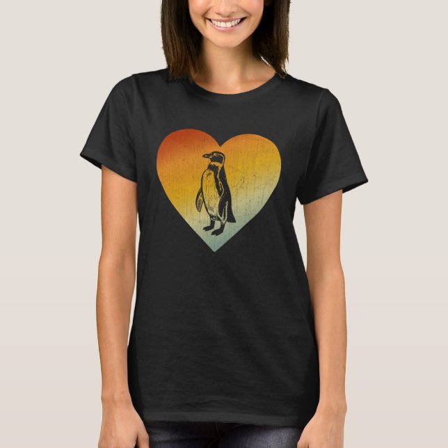 Distressed Heart Retro Style Men Women Penguin T-Shirt (Front)