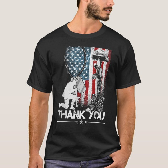 Distressed Memorial Day  Flag Military Boots Dog T T-Shirt (Front)