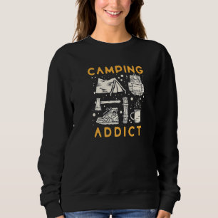 Distressed Quote Camping Addict Retro   Sweatshirt