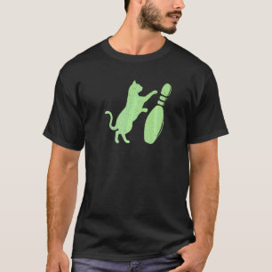 Distressed Style Cute Cat Knocking Over Bowling Pi T-Shirt