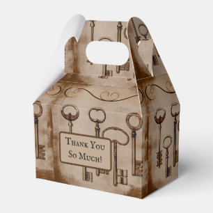 Distressed Victorian Vintage Antique Skeleton Keys Favour Box