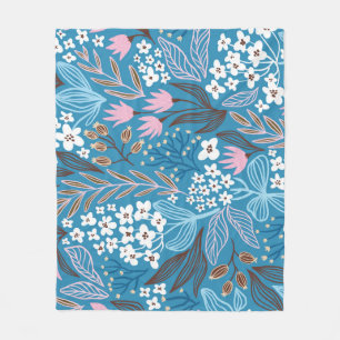 Ditzy Floral: Vintage Spring Design. Fleece Blanket