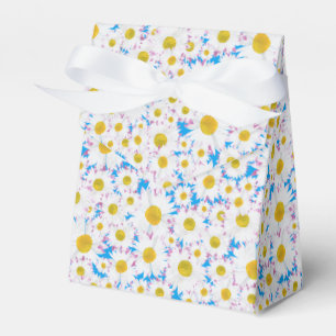 Ditzy White Daisies Custom Tent Favour Box