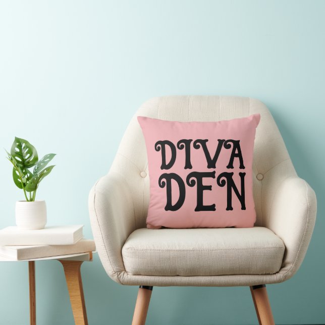 DIVA DEN MOM SISTER PILLOW (Chair)