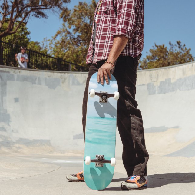 Dive into the Caribbean Sea 2 Skateboard (Outdoor 2)