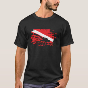 Diver Down Flag Scuba Diving Underwater Surfer T-Shirt