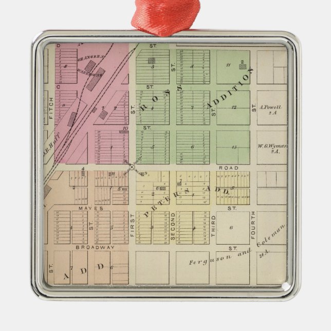 Dixon Metal Tree Decoration (Front)