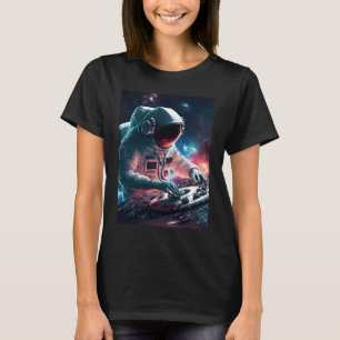 DJ Astronaut Turntable in Space Graphic for Men an T-Shirt