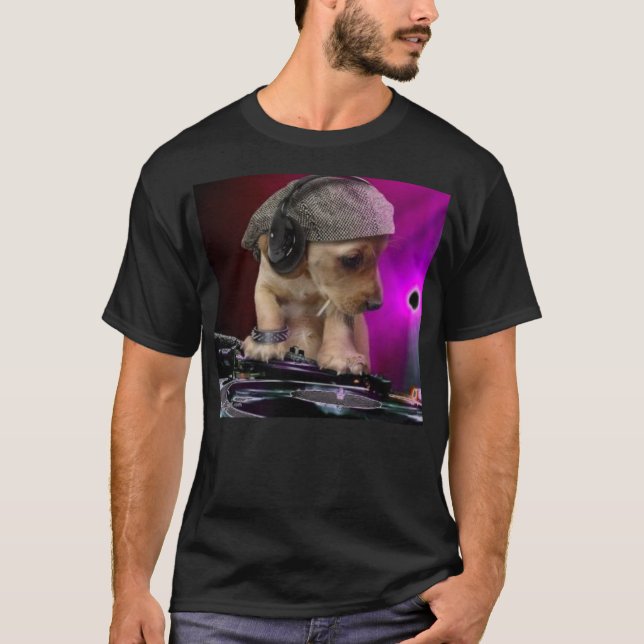 Dj dog T-Shirt (Front)