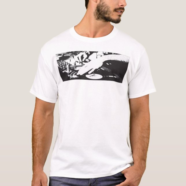 DJs make... T-Shirt (Front)