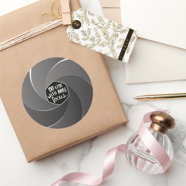 Do less with more focus classic round sticker (Gifting)