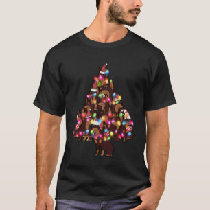 Doberman Dog   Cute Hat Xmas Tree Pile T-Shirt