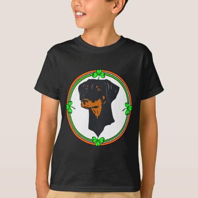 Doberman Pinscher St Patricks T-Shirt (Front)