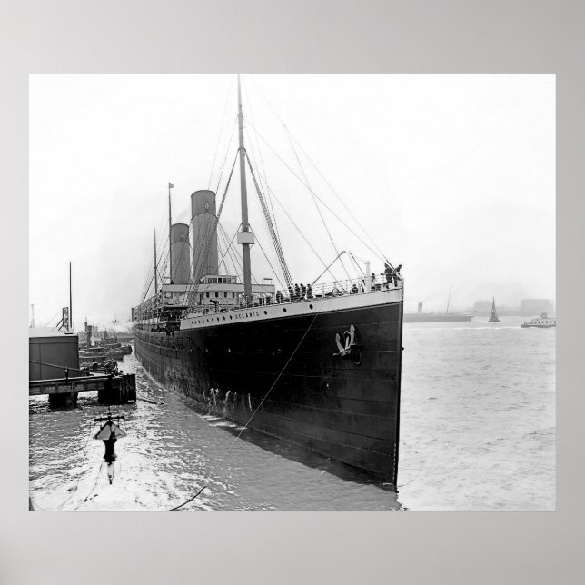 Docking RMS Oceanic Poster (Front)