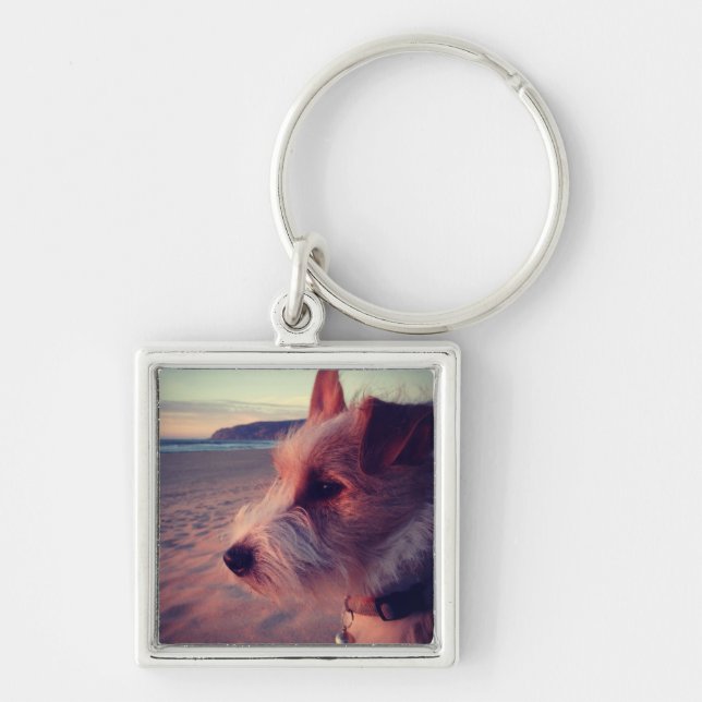 Dog Facing The Beach Key Ring (Front)