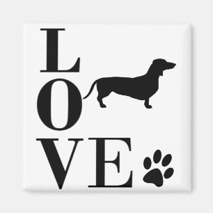 Dog lovers dachsund  or sausage dog design magnet