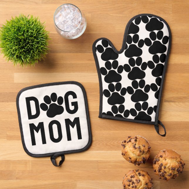 Dog Mum Paw Prints Oven Mitt & Pot Holder Set (Top Down)