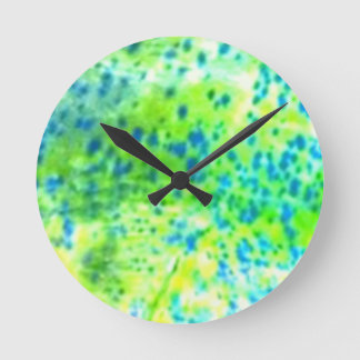 "Dolphin Fish" - Mahi Mahi by PatternWear© Round Clock