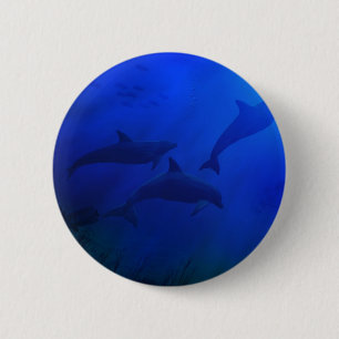 DOLPHINS UNDERWATER 6 CM ROUND BADGE