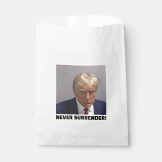 Donald J Trump Mug Shot - Never Surrender Long Sle Favour Bag