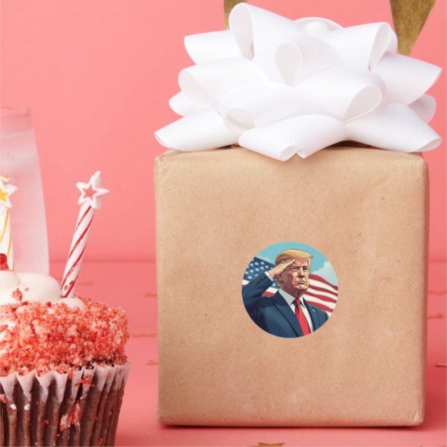 Donald Trump 2024 Classic Round Sticker (Party)