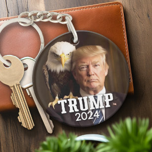 Donald Trump 2024 Photo - bald eagle on shoulder Key Ring
