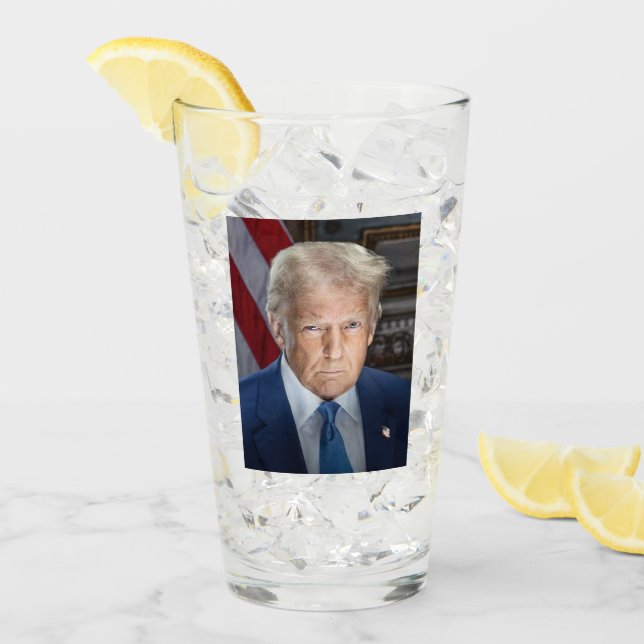 Donald Trump 2025 American President Portrait Glass (Front Ice)