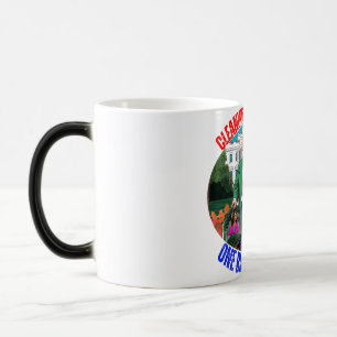 DONALD TRUMP-CLEANING UP AMERICA ONE BAG AT A TIME MAGIC MUG