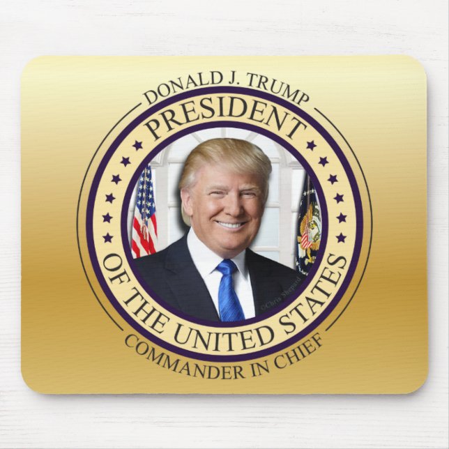 DONALD TRUMP COMMANDER IN CHIEF GOLD PRESIDENTIAL MOUSE PAD (Front)