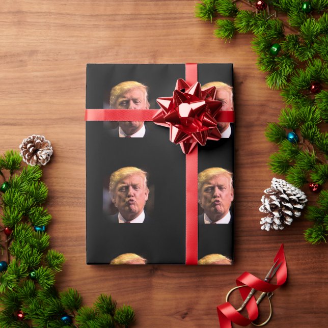 DONALD TRUMP KISS ALL OCCASION  WRAPPING PAPER (Holiday Gift)