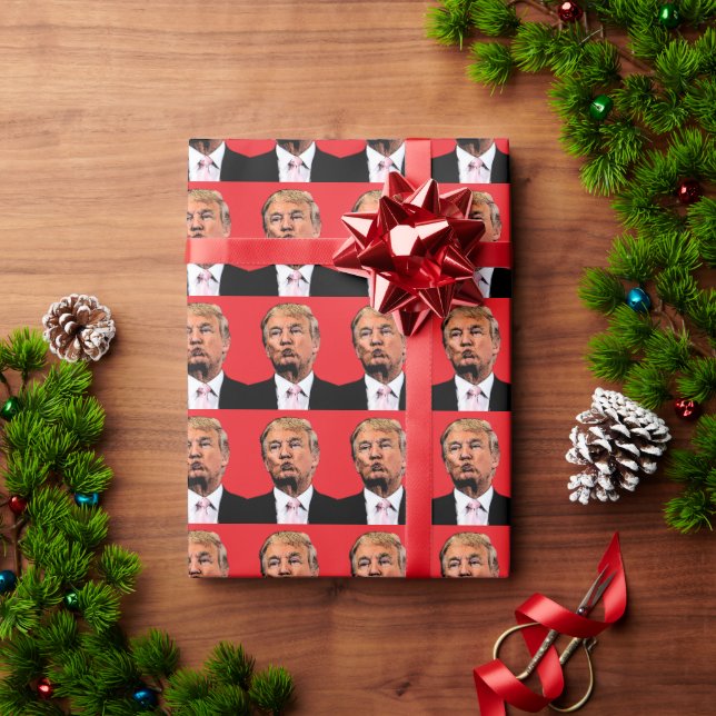 DONALD TRUMP KISS CHRISTMAS WRAPPING PAPER (Holiday Gift)